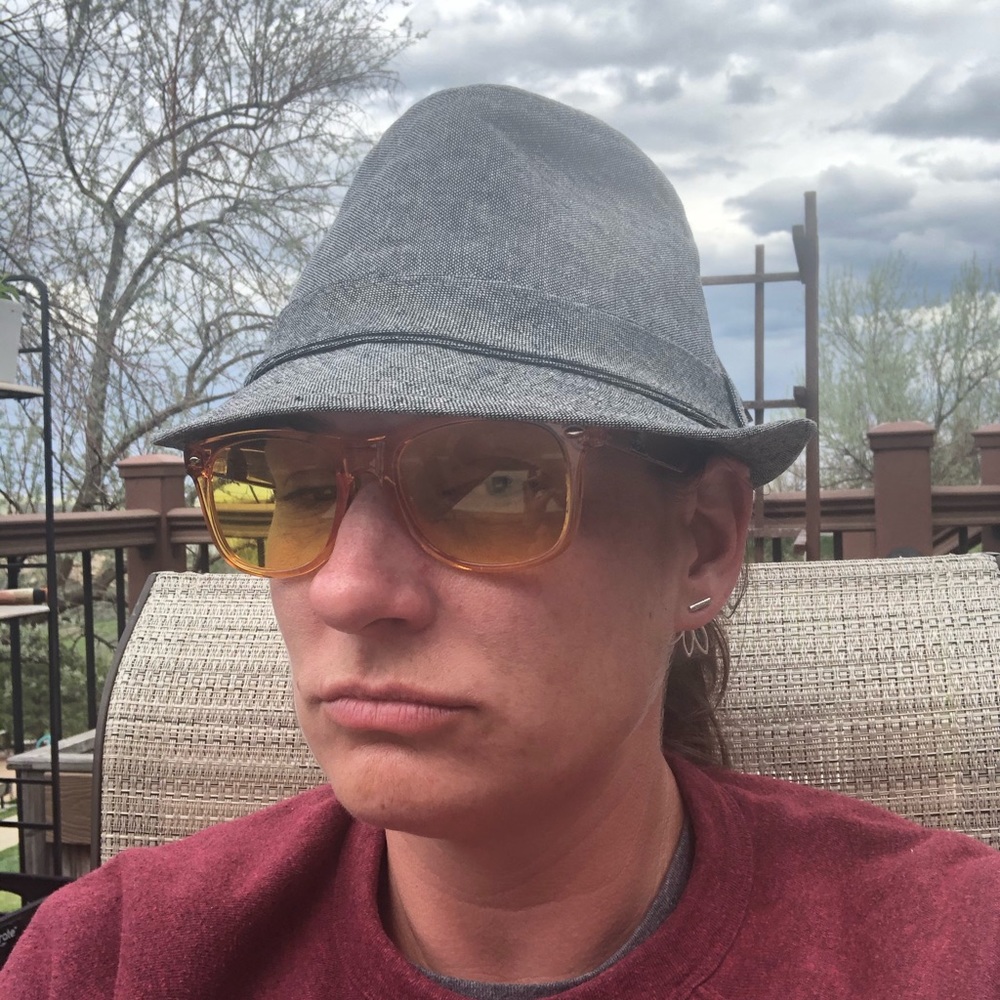 Meet your Posher, Ashley